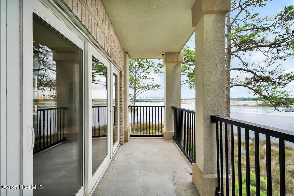 2100 Marsh Grove Lane #Unit 2304 Southport, NC 28461