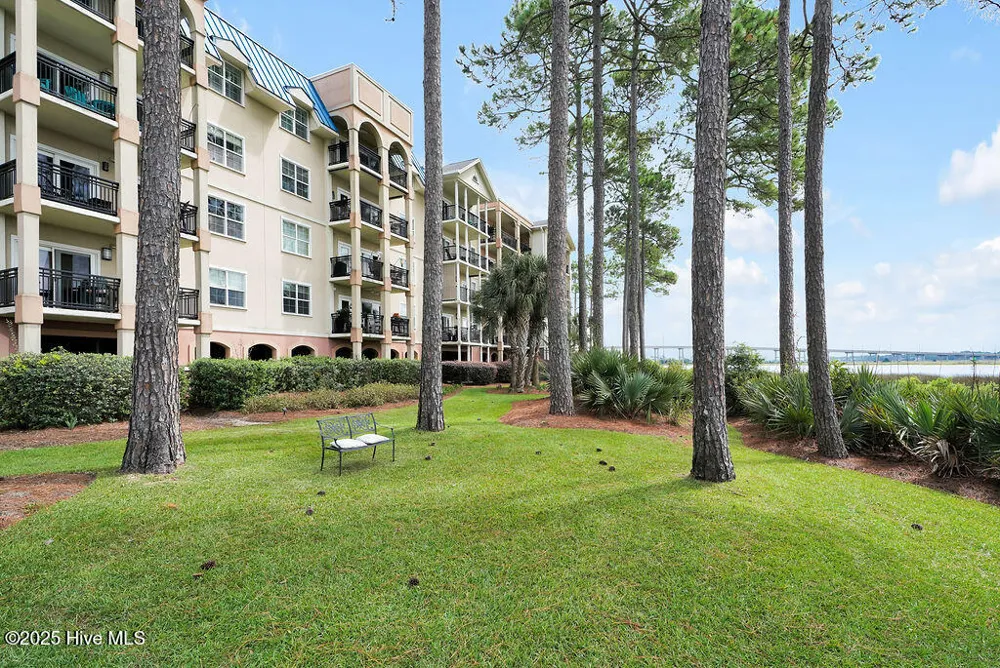 2100 Marsh Grove Lane #Unit 2304 Southport, NC 28461