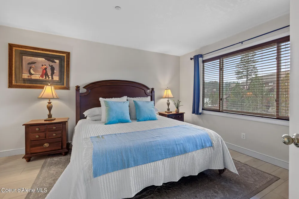 4732 S ARROW POINT DRIVE ##101 Harrison, ID 83833