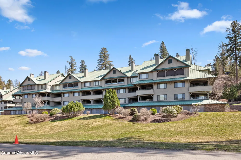 4732 S ARROW POINT DRIVE ##101 Harrison, ID 83833
