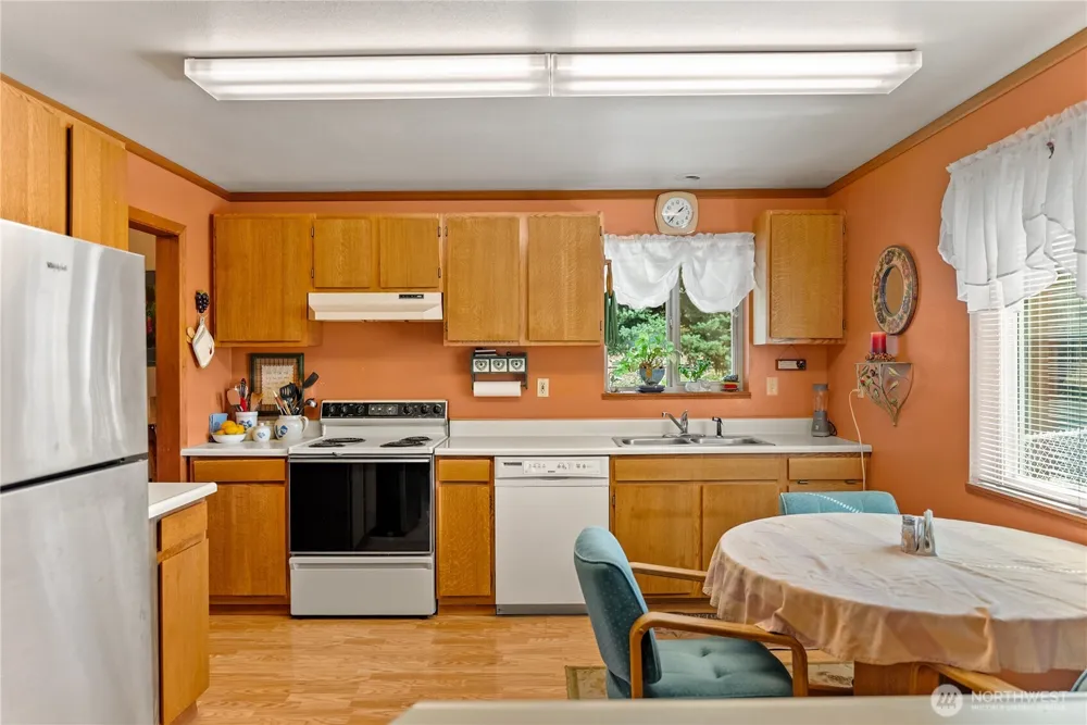 54 B Ross Road #B Twisp, WA 98856