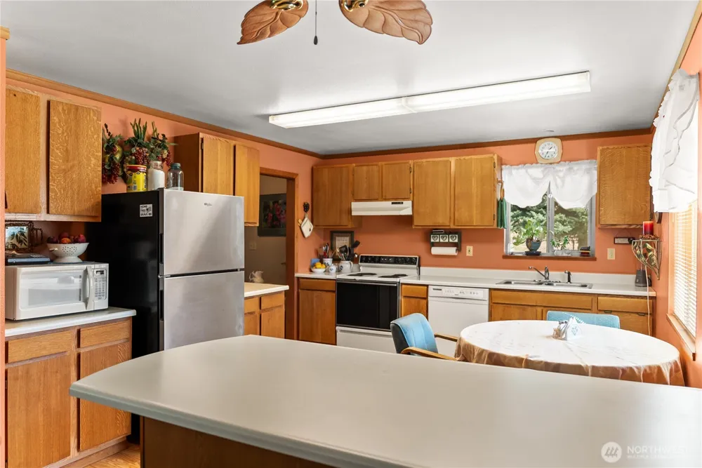 54 B Ross Road #B Twisp, WA 98856
