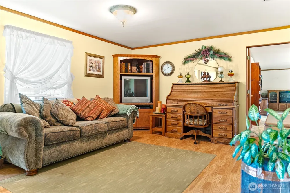 54 B Ross Road #B Twisp, WA 98856