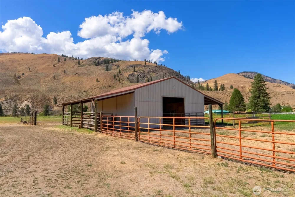 54 B Ross Road #B Twisp, WA 98856