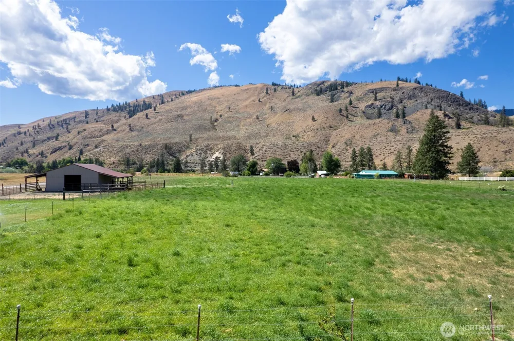 54 B Ross Road #B Twisp, WA 98856