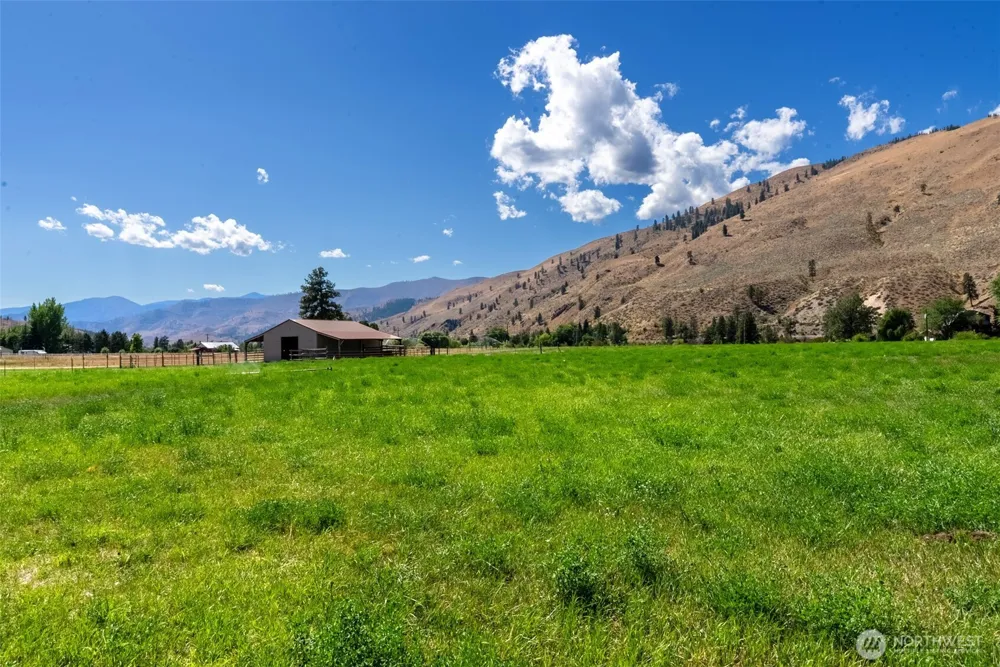 54 B Ross Road #B Twisp, WA 98856