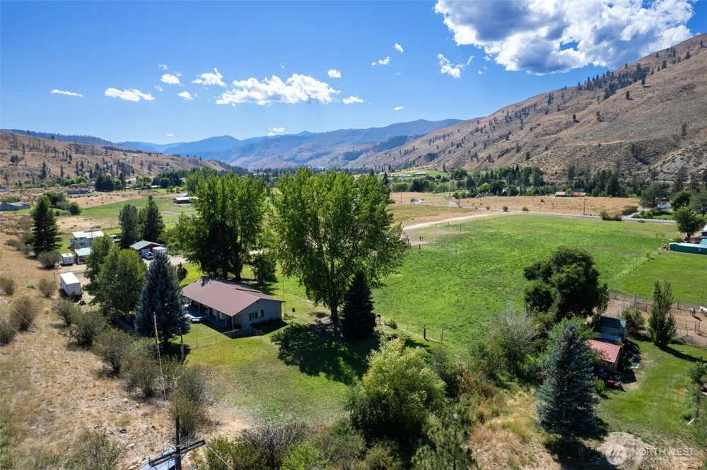 54 B Ross Road #B Twisp, WA 98856