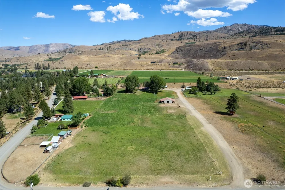 54 B Ross Road #B Twisp, WA 98856