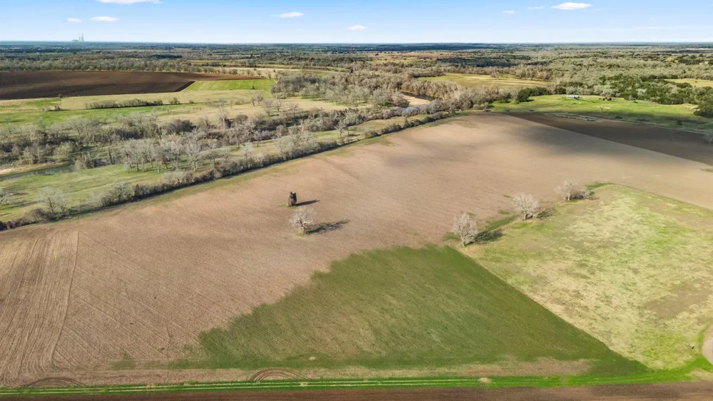Shaws Bend Rd Columbus, TX 78934
