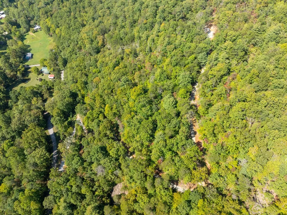 Cedar Creek Farm Road Tuckasegee, NC 28783