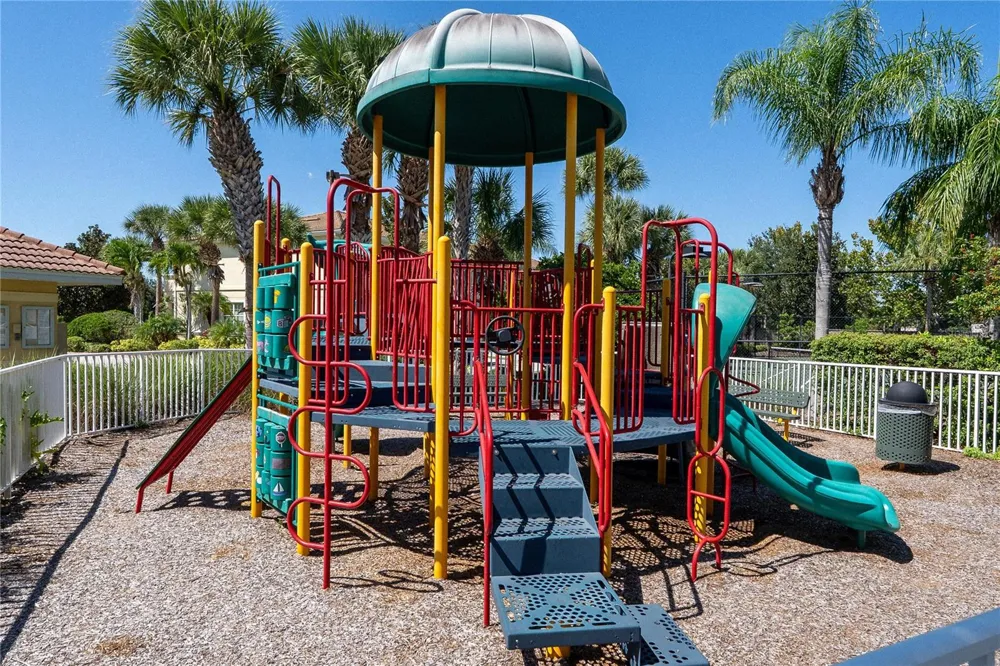 3756 82ND AVENUE CIRCLE E #101 Sarasota, FL 34243