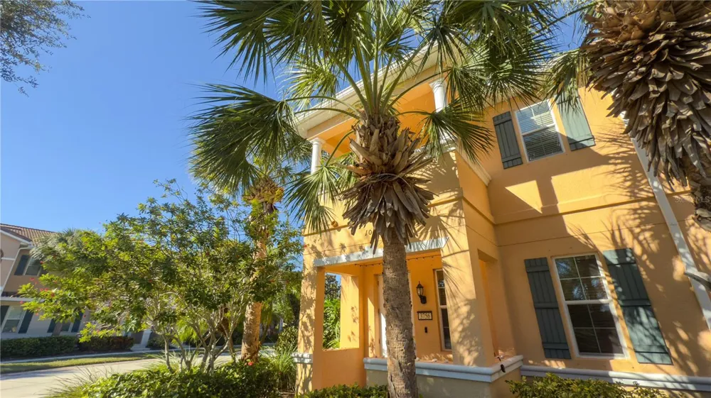 3756 82ND AVENUE CIRCLE E #101 Sarasota, FL 34243