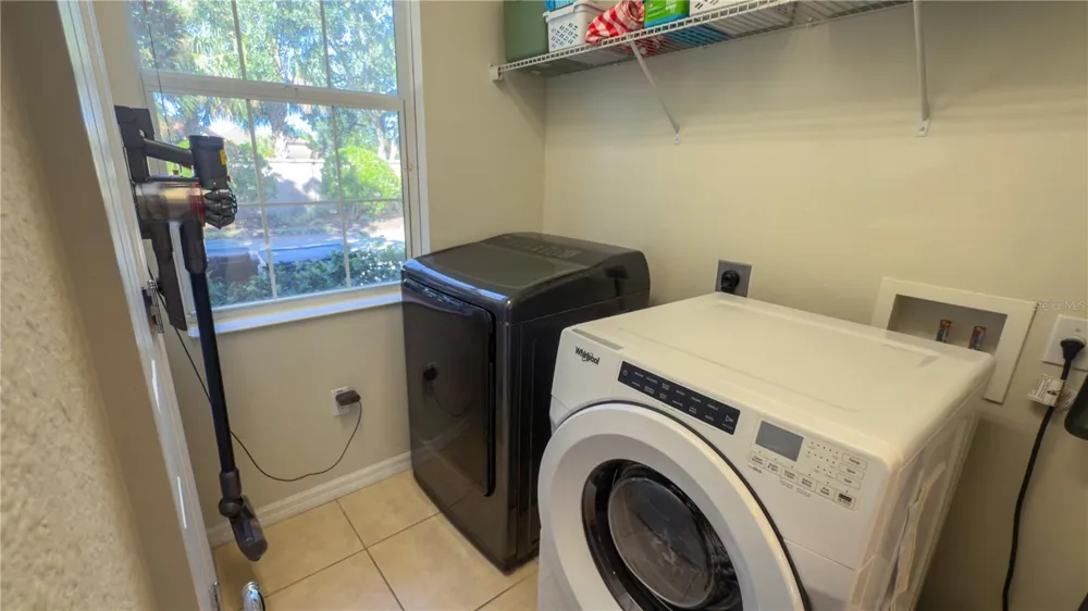 3756 82ND AVENUE CIRCLE E #101 Sarasota, FL 34243