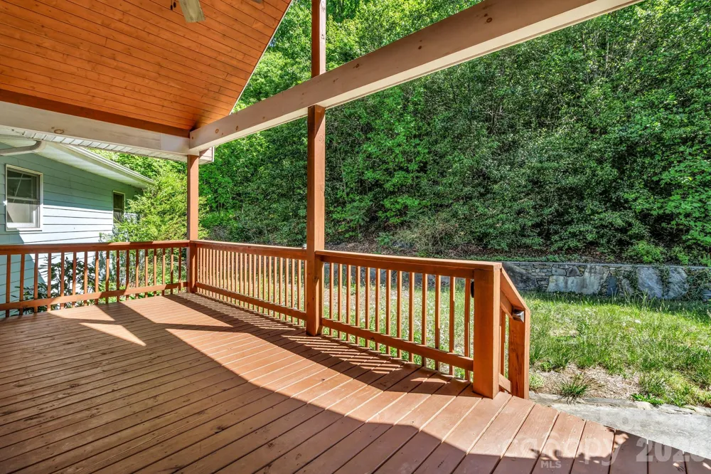 125 Winding Ridge Road Fairview, NC 28730