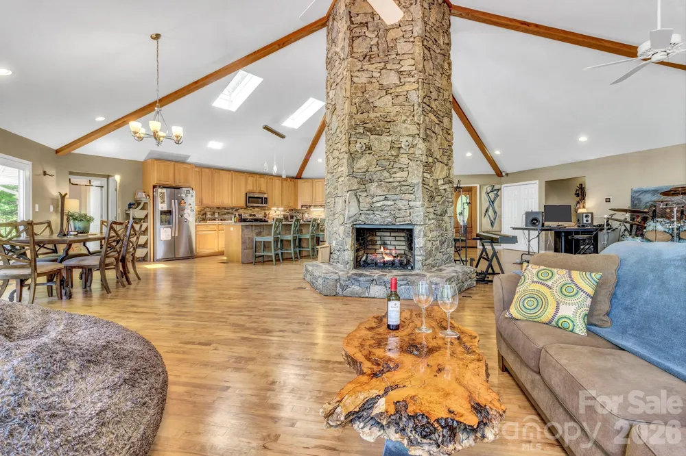 125 Winding Ridge Road Fairview, NC 28730