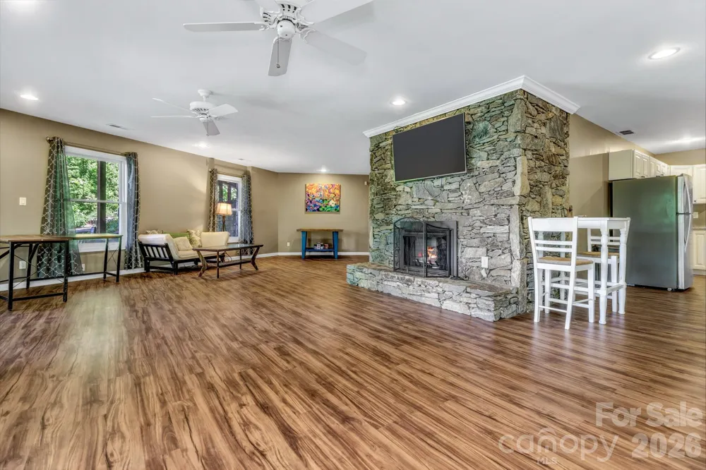 125 Winding Ridge Road Fairview, NC 28730