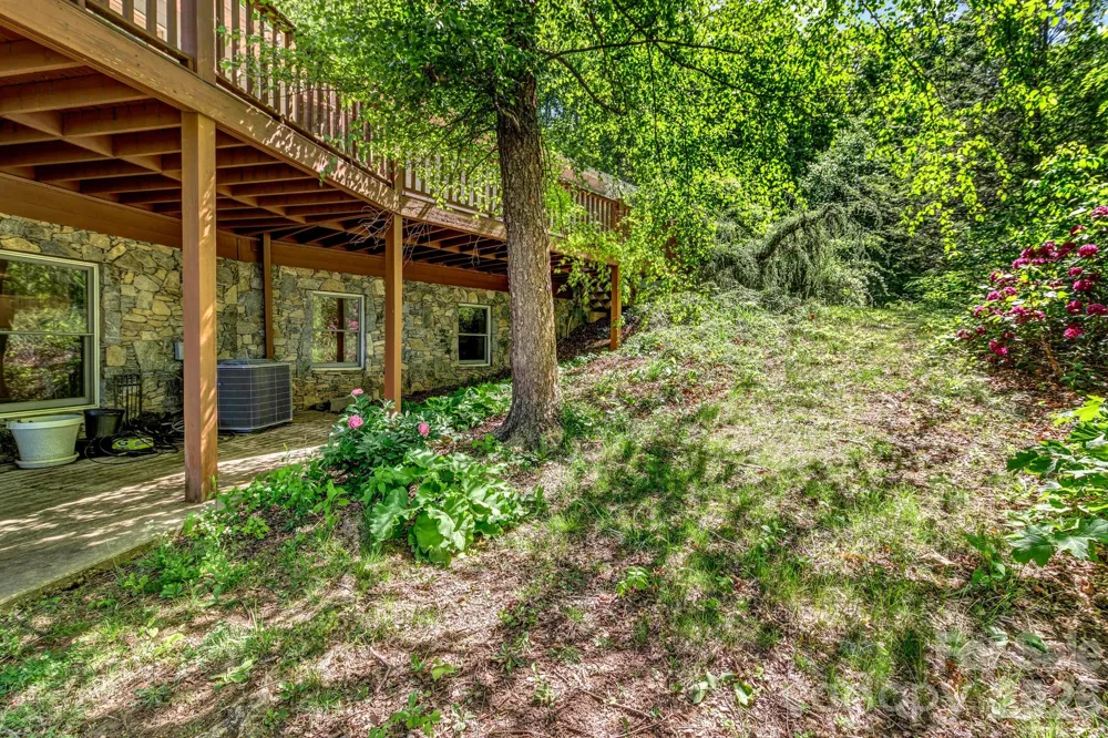 125 Winding Ridge Road Fairview, NC 28730