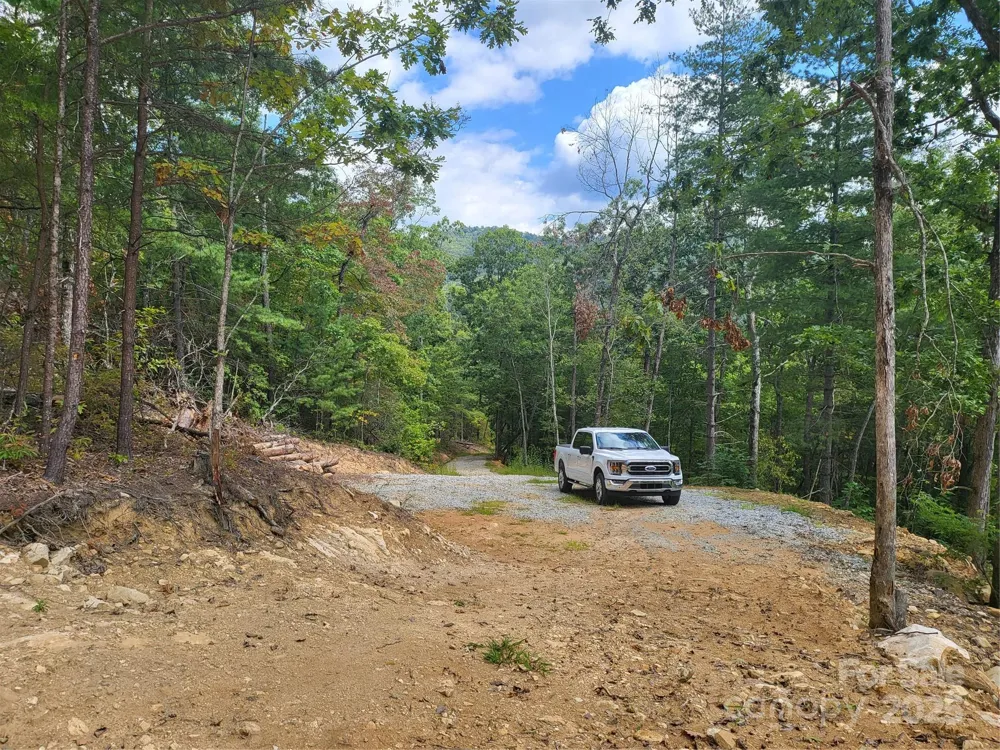 8888 Cedar Creek Farm Road Tuckasegee, NC 28783