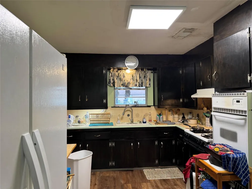 308 Edgewater Street Richwood, TX 77531