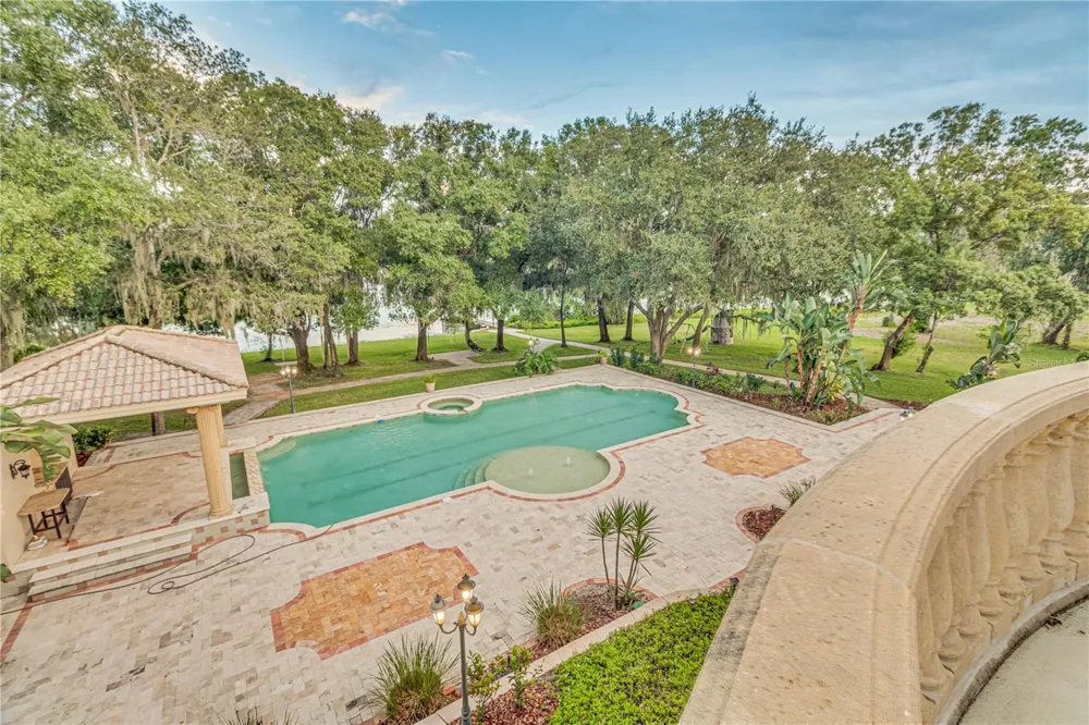 117 BELLAMERE PALMS COURT Lutz, FL 33549