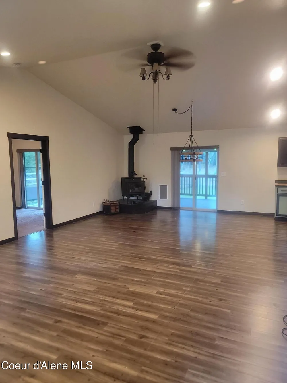 32647 TAHOE DRIVE Spirit Lake, ID 83869