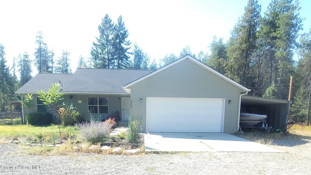 32647 TAHOE DRIVE Spirit Lake, ID 83869
