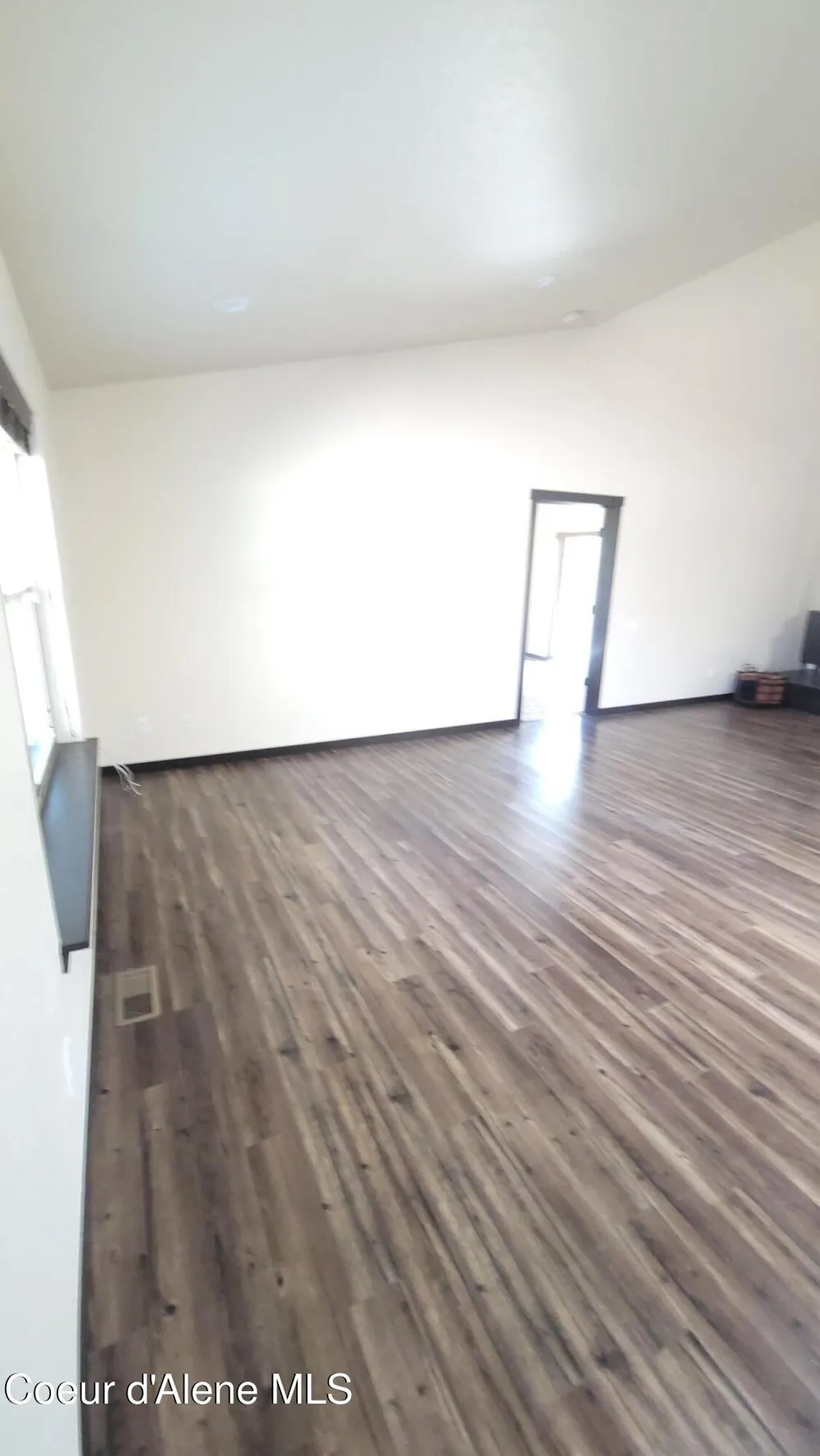 32647 TAHOE DRIVE Spirit Lake, ID 83869