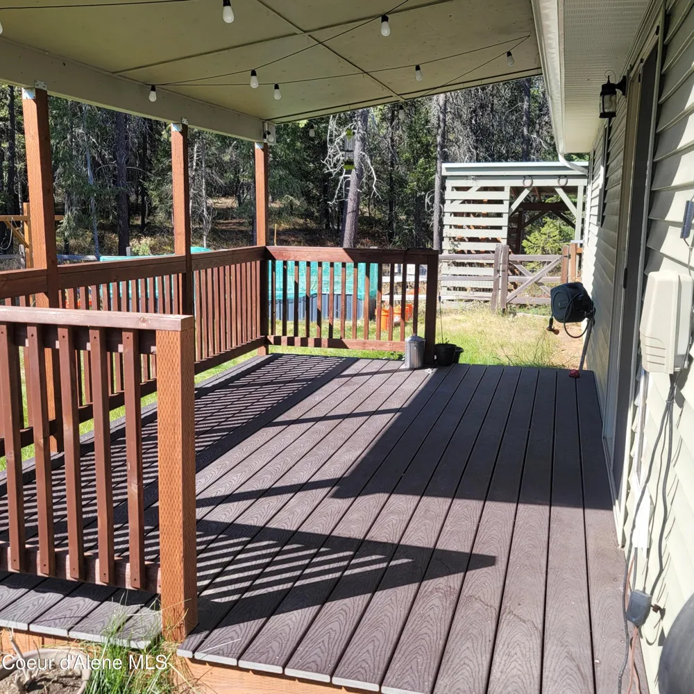 32647 TAHOE DRIVE Spirit Lake, ID 83869