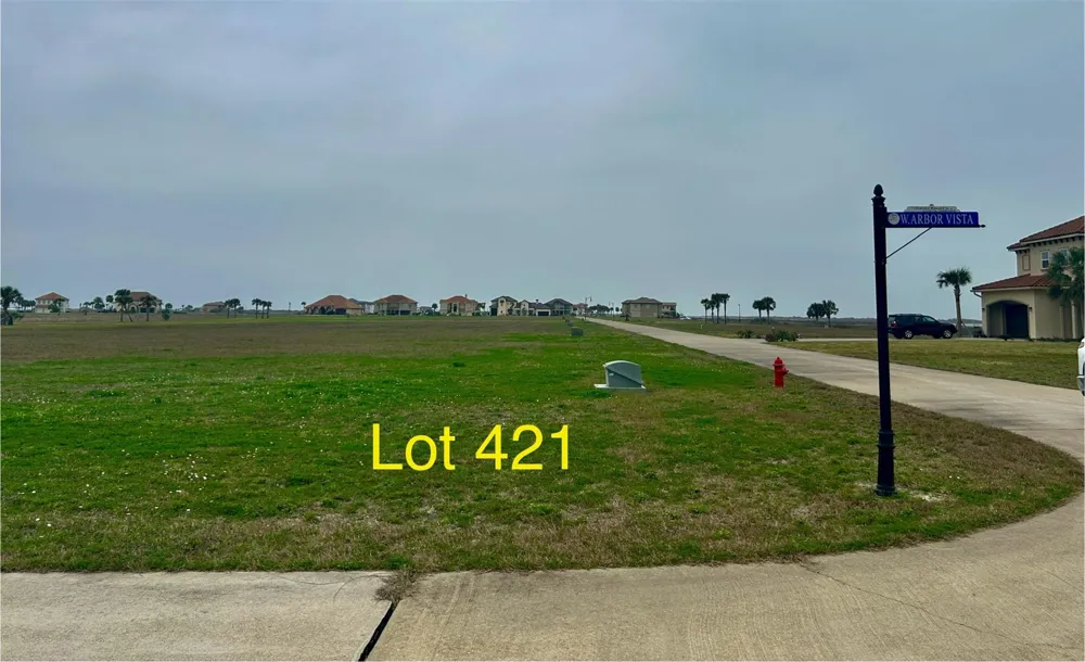 421 W Arbor Vista Port O Connor, TX 77982