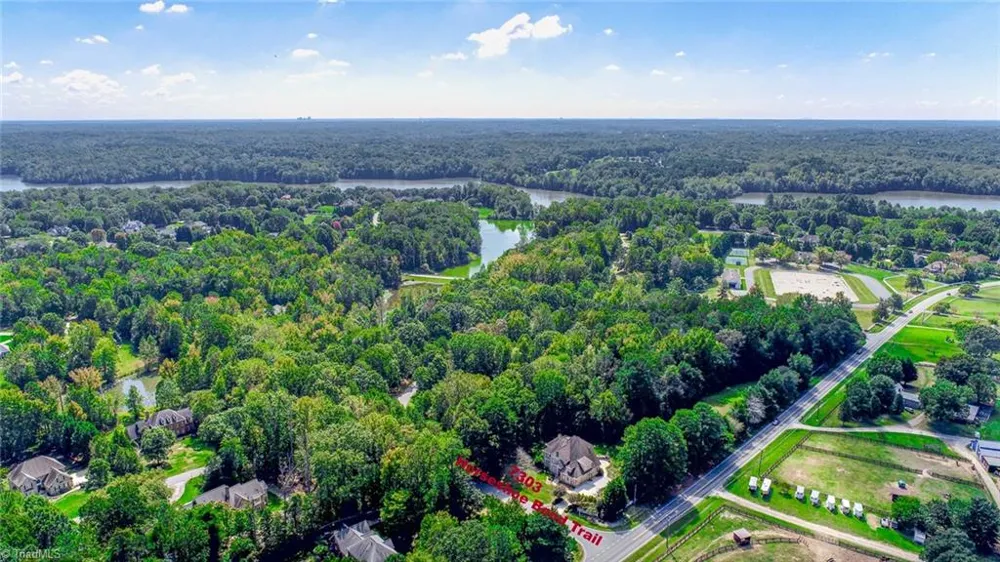 7303 Horseshoe Bend Trail Summerfield, NC 27358