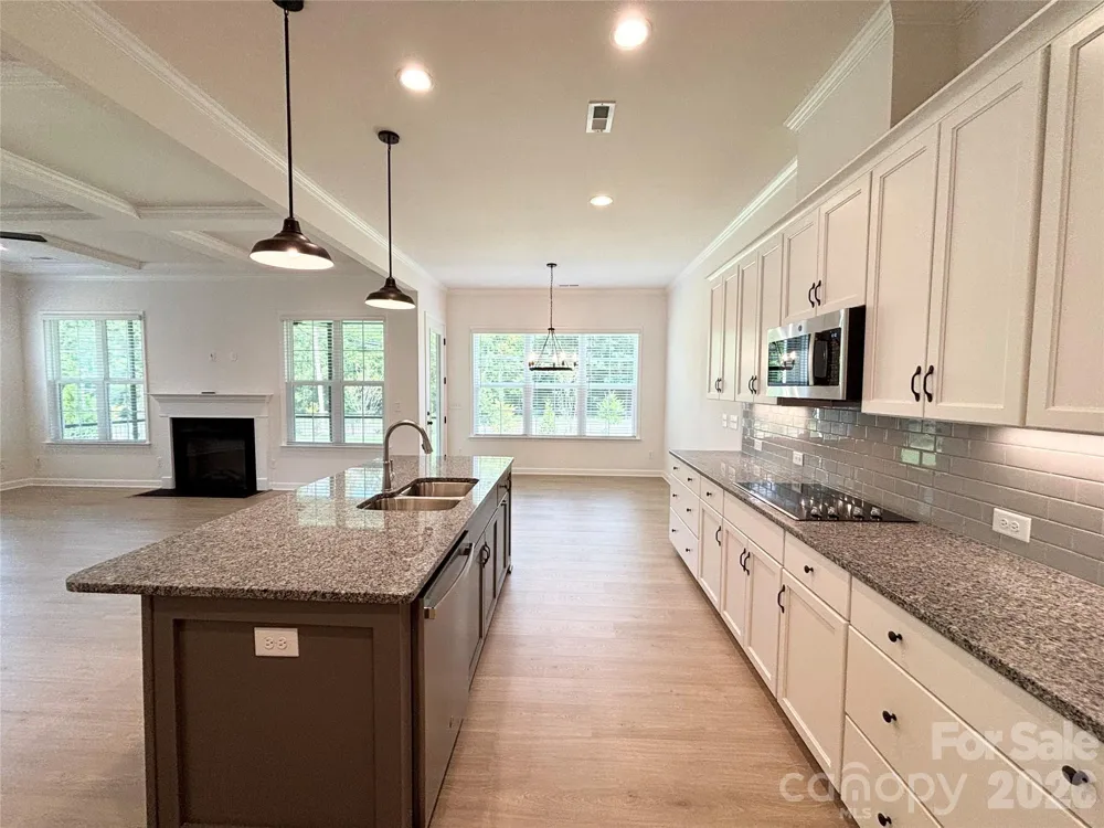 6853 Glen Abbey Lane Mount Pleasant, NC 28124