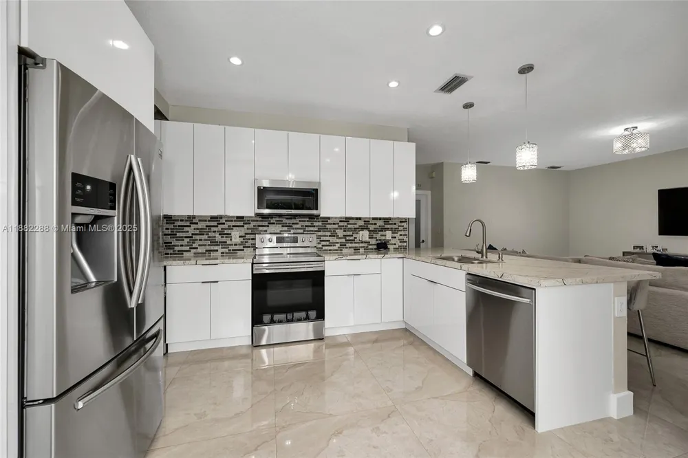 1385 SW 143rd Ct Miami, FL 33184