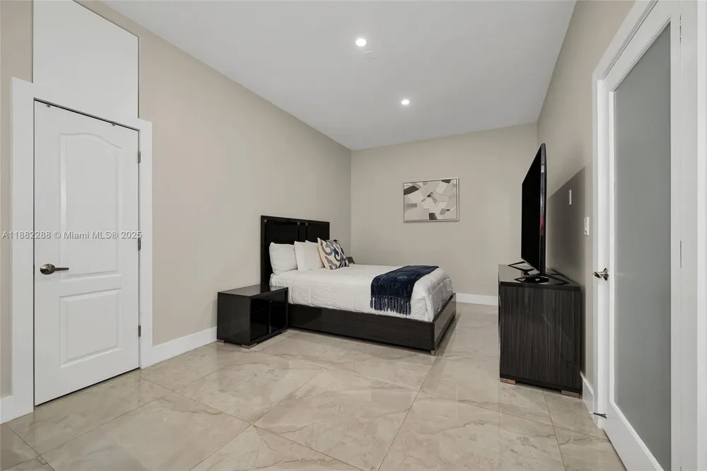 1385 SW 143rd Ct Miami, FL 33184
