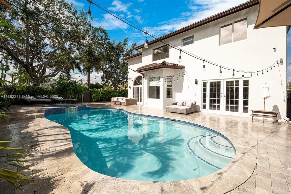 1385 SW 143rd Ct Miami, FL 33184