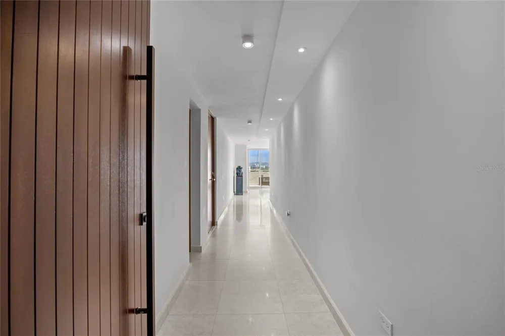 225 ROAD NO 2, VILLA CAPARRA PLAZA #PH-3 Guaynabo, PR 00966