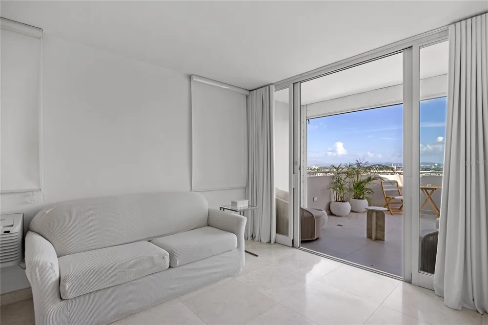 225 ROAD NO 2, VILLA CAPARRA PLAZA #PH-3 Guaynabo, PR 00966