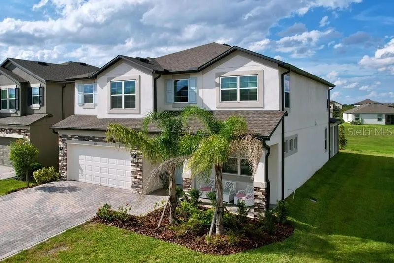 2450 SUNNY PEBBLE LOOP Zephyrhills, FL 33540