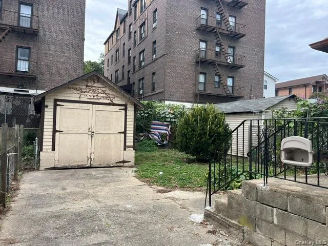 42-36 156th Street Flushing, NY 11355