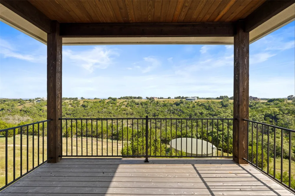 234 Elk Run Cove Blanco, TX 78606