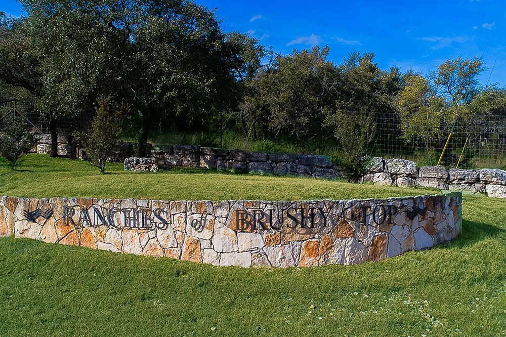 234 Elk Run Cove Blanco, TX 78606