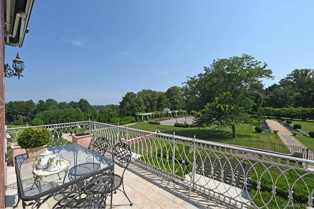 2525 Purchase Street Purchase, NY 10577