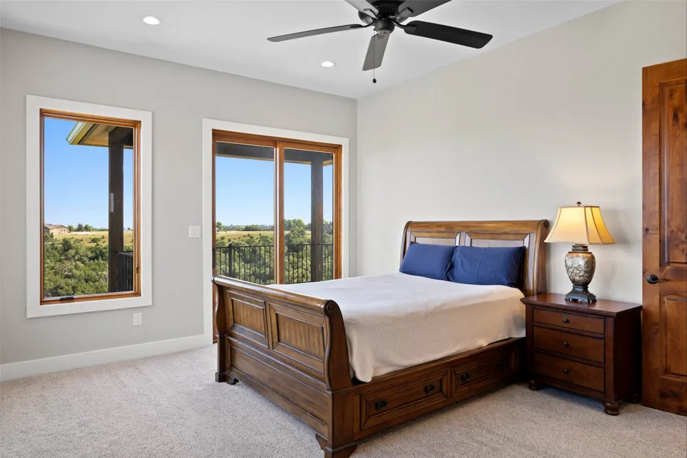 234 Elk Run Cove Blanco, TX 78606