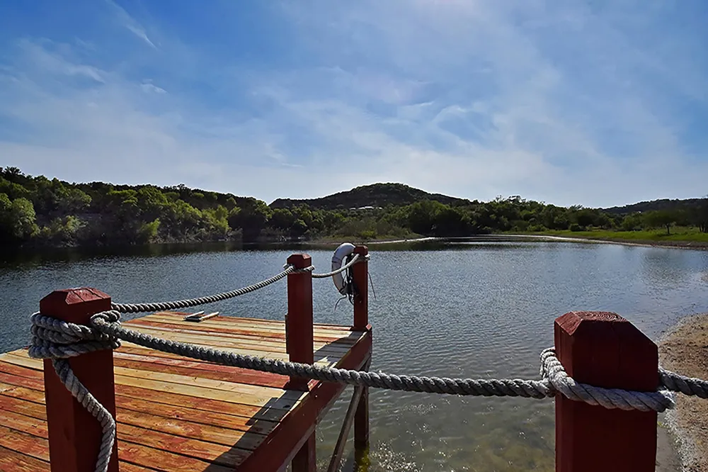 234 Elk Run Cove Blanco, TX 78606