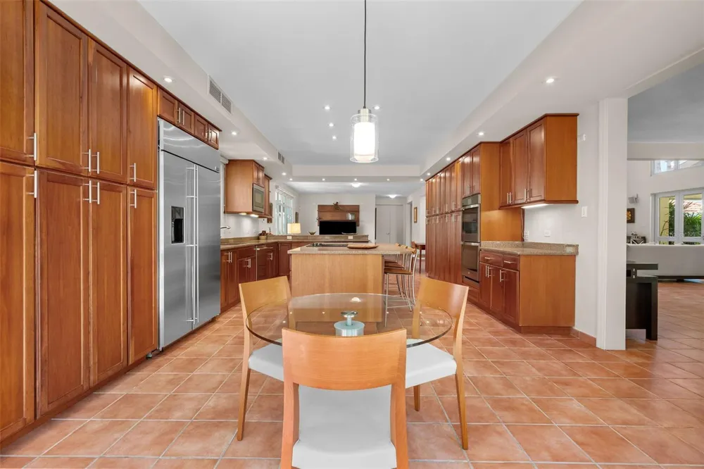 368 100 DORADO BEACH DRIVE Dorado, PR 00646