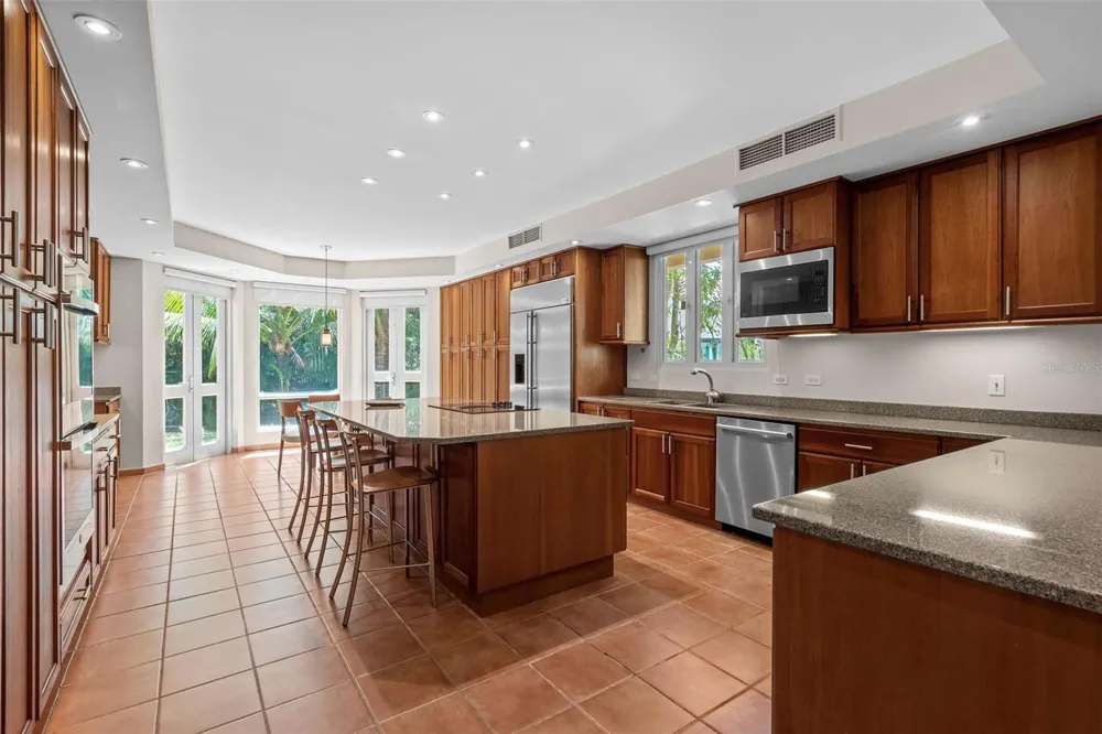 368 100 DORADO BEACH DRIVE Dorado, PR 00646