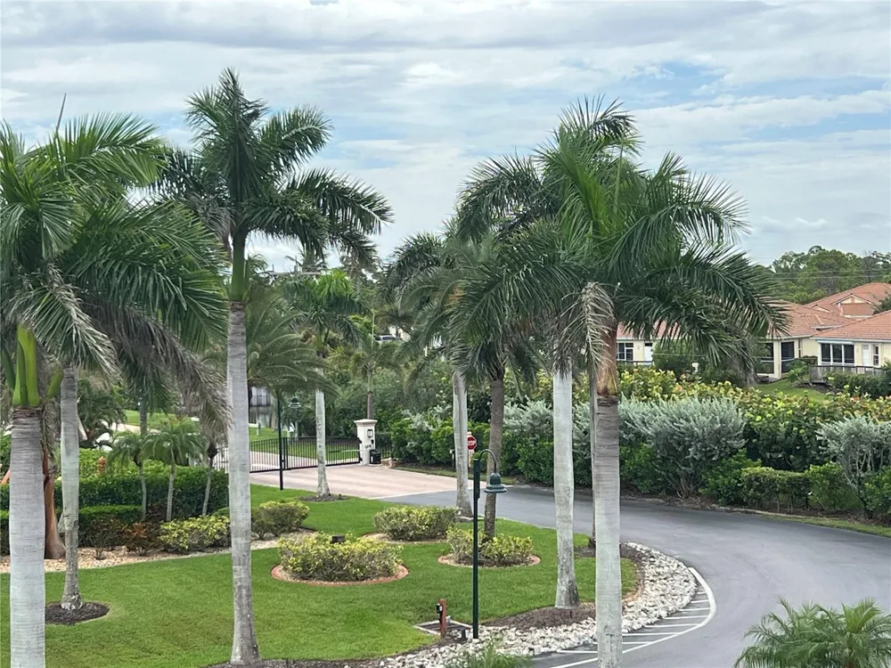3220 SOUTHSHORE DRIVE #22C Punta Gorda, FL 33955