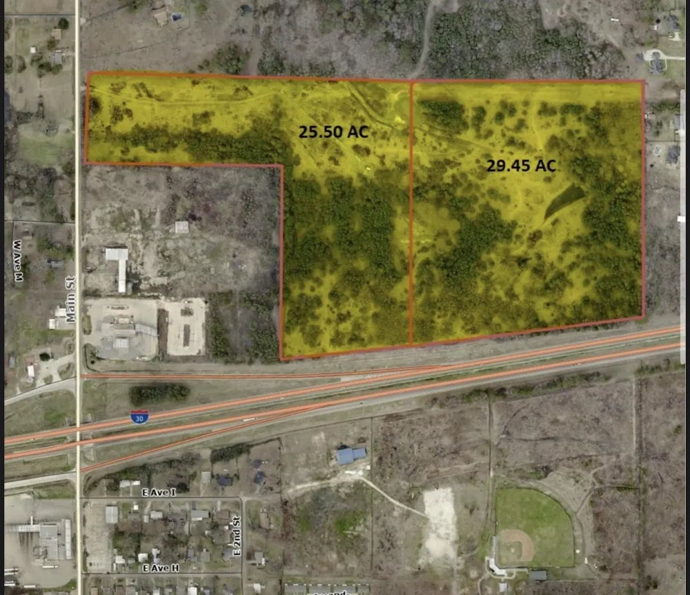I-30 Frontage Hooks, TX 75561