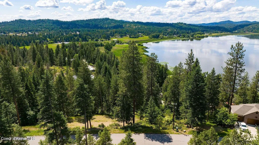 NKA Woodlake Drive Hauser, ID 83854