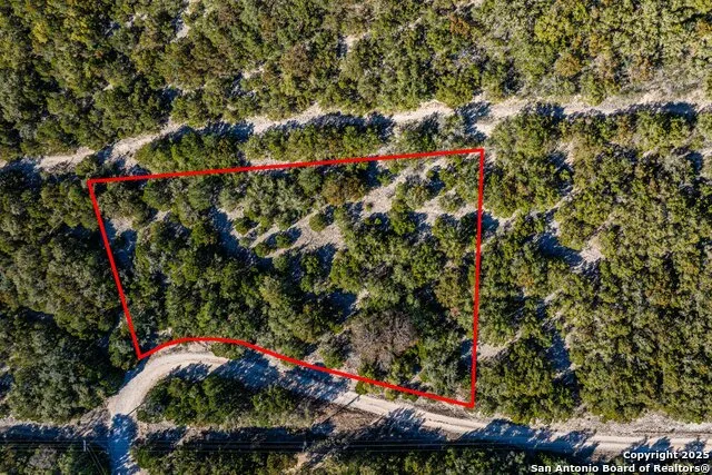 28 Frio Canyon Loop Concan, TX 78838