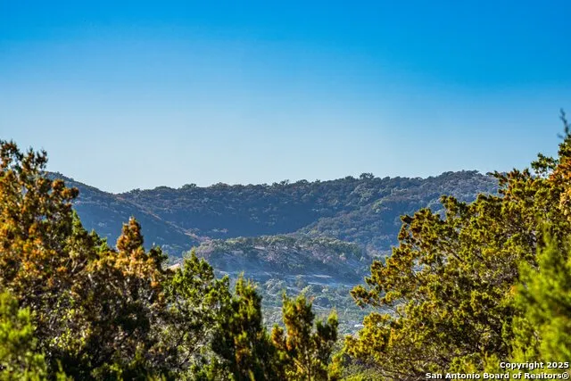 28 Frio Canyon Loop Concan, TX 78838